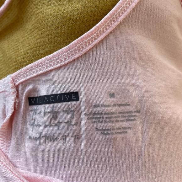 Vie Active top - Picture 2 of 4